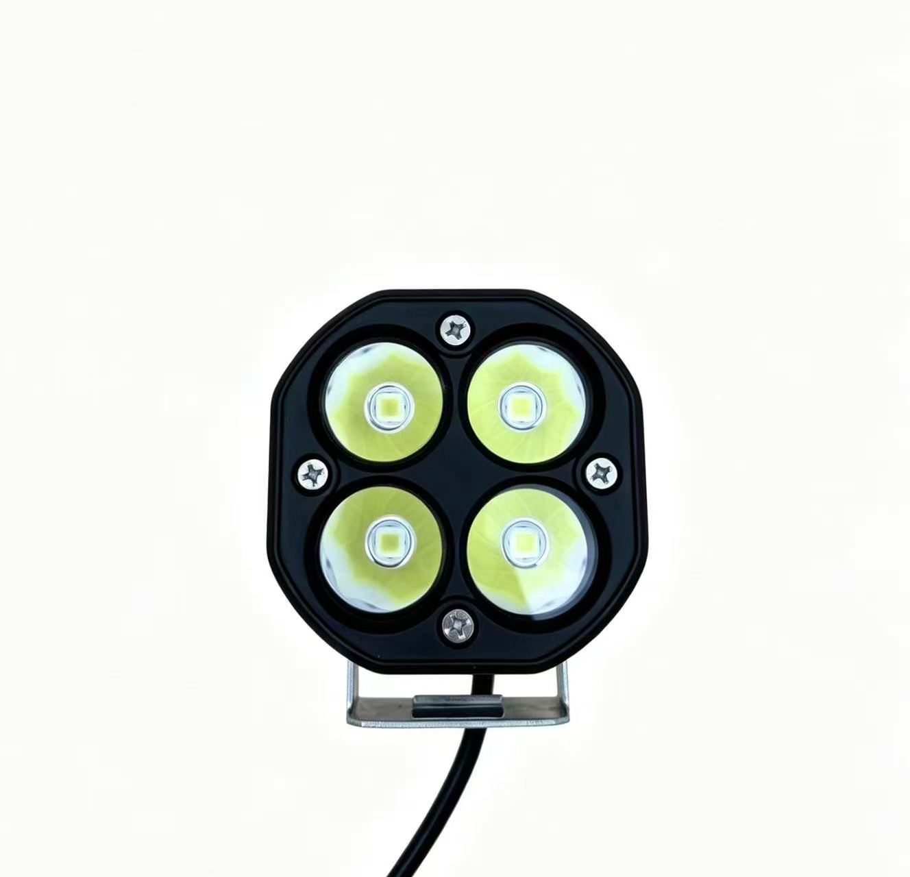 High‑Power Small Clover Light